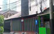 Luar Bangunan 3 SPOT ON 90538 Wisma Dewi Syariah