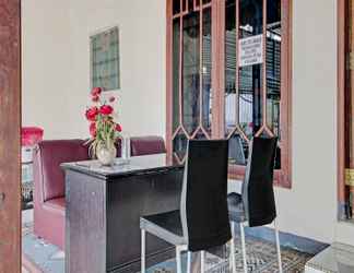 Sảnh chờ 2 OYO 90543 An-nur Guest House Syariah