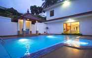 Kolam Renang 5 Villa Mawar VIP