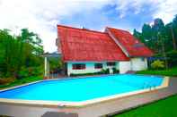 Swimming Pool Villa Tugu