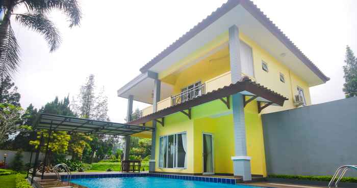 Swimming Pool Villa Dlima Suci 3