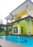 SWIMMING_POOL Villa Dlima Suci 3