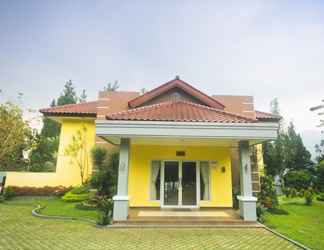 ภายนอกอาคาร 2 Villa Dlima Suci 3