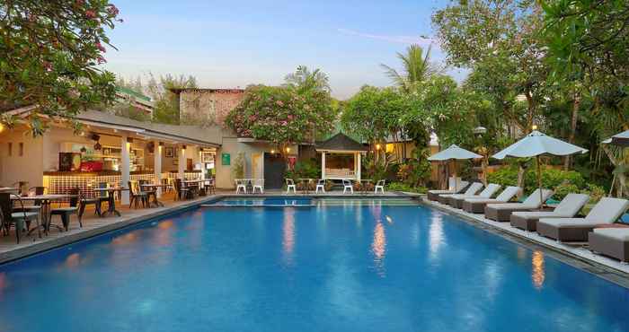 Kolam Renang Sagara Villas and Suites