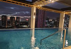 Swimming Pool 7 Capital O 804 The Residences at Bonifacio Civic Center