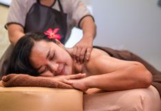 Accommodation Services 4 Royal Regantris Trawangan