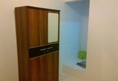 Kamar Tidur 5 Guesthouse Maura