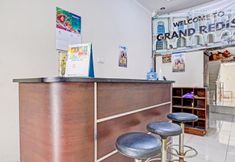 Sảnh chờ 5 OYO 90544 Grand Redisa