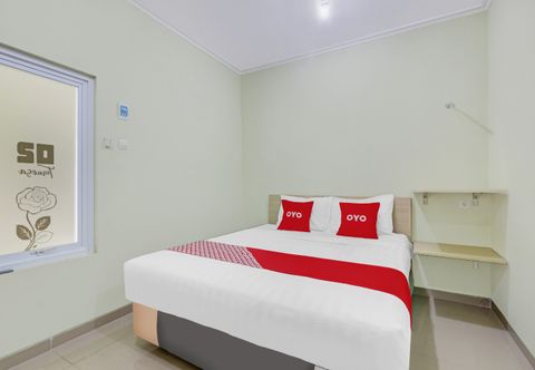Bedroom OYO 90549 Tumesa Homestay