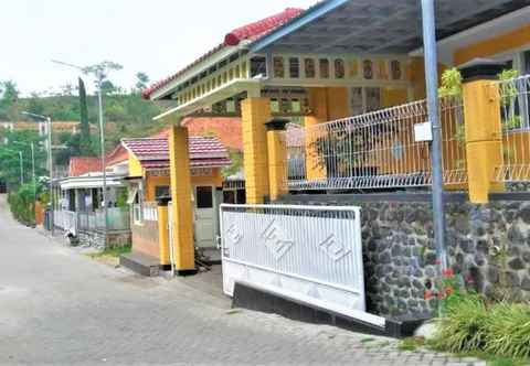 Bangunan Homestay Puspita Pacet