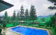 Swimming Pool 3 Villa Dlima Sejahtera 3