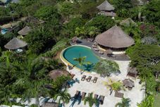 Lobby LA JOYA BALANGAN RESORT