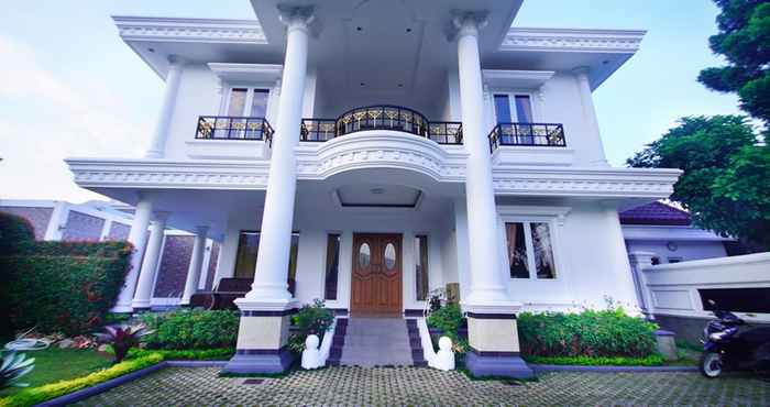 Bangunan Villa Dlima Royal 3