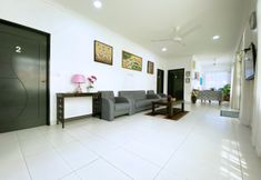 Lobby 3 OYO Home 90230 Dh Residence