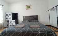 Kamar Tidur 2 OYO HOME 90275 Meow Homestay