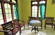 Sảnh chờ 2 Sor Sawo Krebet Homestay Syariah