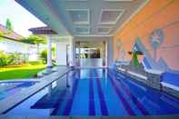 Swimming Pool Villa Dlima Royale 1