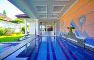 Swimming Pool 6 Villa Dlima Royale 1