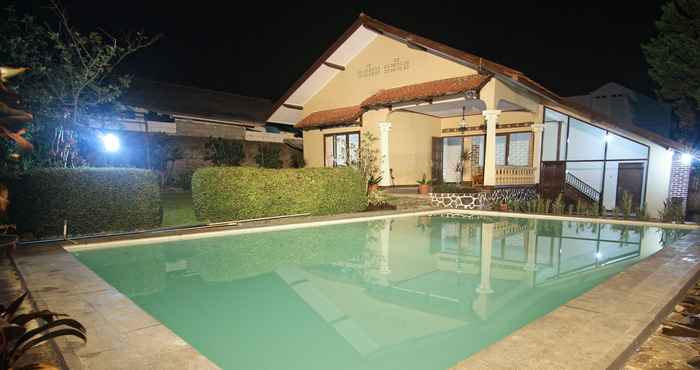 Swimming Pool Villa Dlima Panca 4