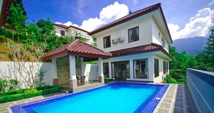 Kolam Renang Villa Mawar 2B