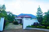 Exterior Villa Mawar 2A