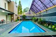 Swimming Pool Villa Perdana 2