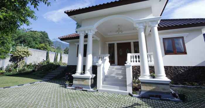 Bangunan Villa Perdana 7