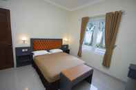 Kamar Tidur Villa Perdana 7