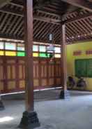 COMMON_SPACE Homestay Joglo Sudiatmojo