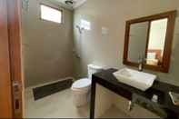 In-room Bathroom Villa Perdana 5A