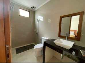 Toilet Kamar 4 Villa Perdana 5A