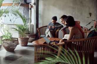 Lobi 4 Outpost Ubud Penestanan Coliving & Coworking