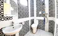 Toilet Kamar 2 Villa Puncak Holiday 