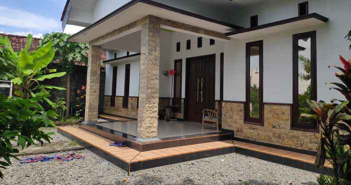 Bangunan Dwi Sigit Homestay