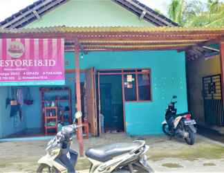 Bên ngoài 2 Sardi Homestay