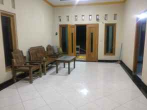 Lobi 4 Imron Homestay