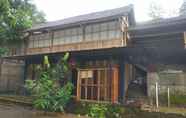 Exterior 3 Homestay Kurnia