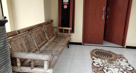 ロビー 2 Homestay Pratiwi