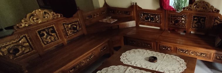 ロビー Homestay Pratiwi