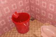 Toilet Kamar Homestay Lolita