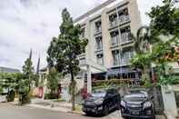 Exterior OYO 90563 Socialite Dago Asri