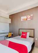 BEDROOM OYO 90563 Socialite Dago Asri