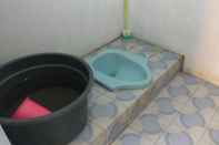 Toilet Kamar Gerbang Banyu Langit Cottage