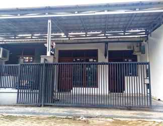 Luar Bangunan 2 Inniya Homestay