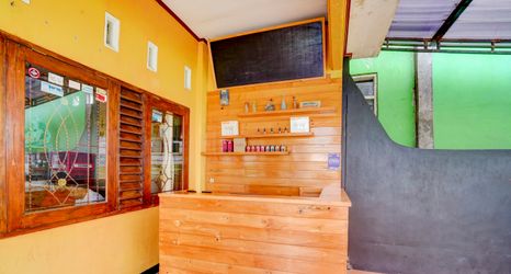 Lobby 2 Hotel O Wisma Al-fahmi Syariah