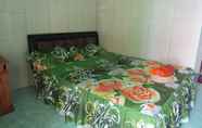 Bedroom 3 Losmen Kinasih Puncak & Gazebo Pandang