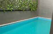 Swimming Pool 3 Batuaraya City Homestay