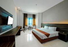 Bedroom 5 Kristal Hotel Kupang