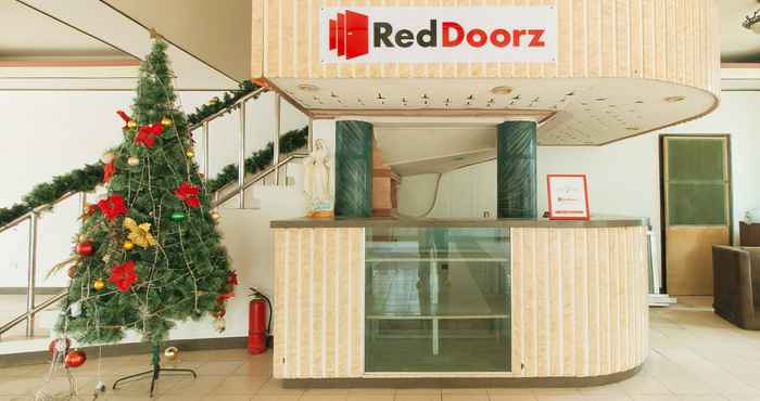 Lobi Reddoorz @ Royal Grande Beach Resort Batangas