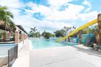 Kolam Renang Reddoorz @ Royal Grande Beach Resort Batangas